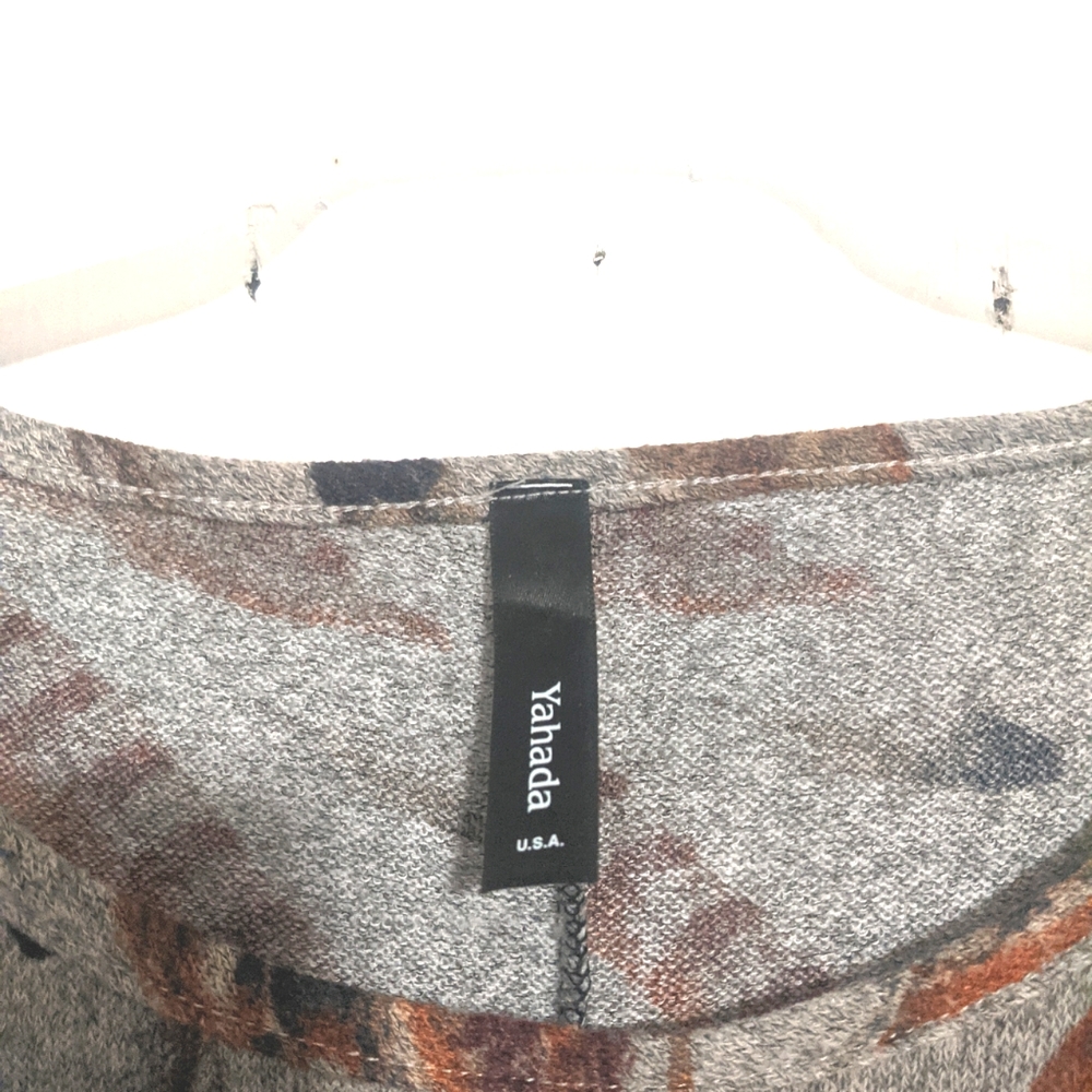 Yahada Oversized Sweater Dress - Picture 3 of 5
